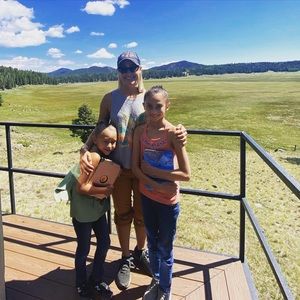 Meet your Posher, Nikki